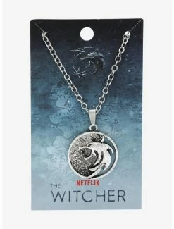 Cosplay The Witcher Geralt Gwynbleidd Symbol Necklace - BoxLunch Exclusive -Calhoun Sales Shop 16327709 av2